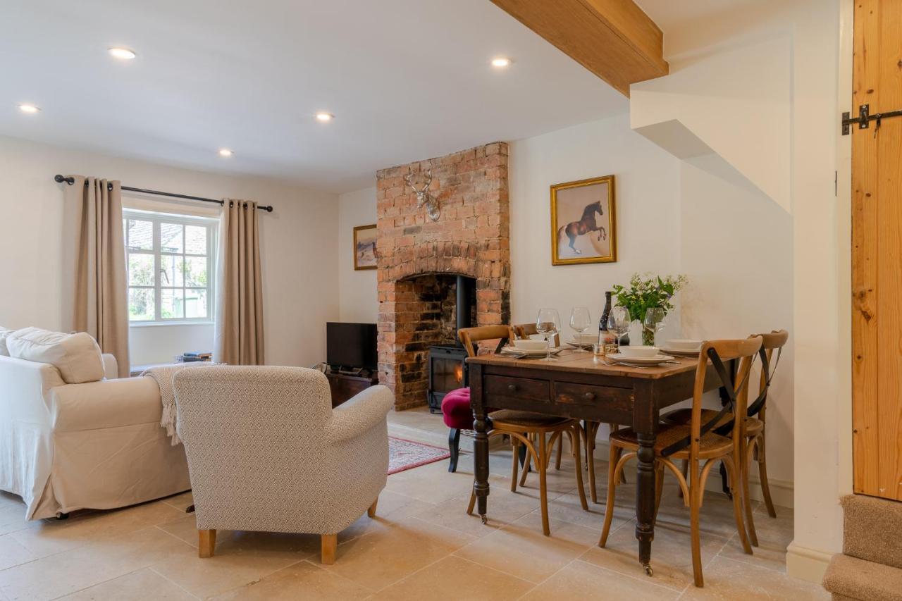 Poppy Cottage Broadwell  Luaran gambar